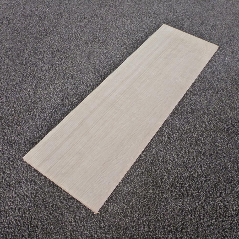 レッドオーク　柾目　450×8×140　（仕上げ加工済み商品）