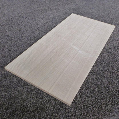 レッドオーク　柾目　450×8×220　（仕上げ加工済み商品）