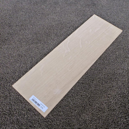 ホワイトオーク　柾目　450×8×140　（仕上げ加工済み商品）