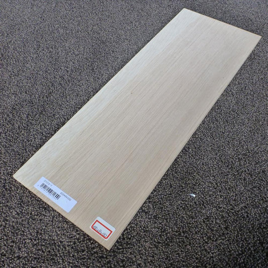 ホワイトオーク　柾目　450×8×160　（仕上げ加工済み商品）