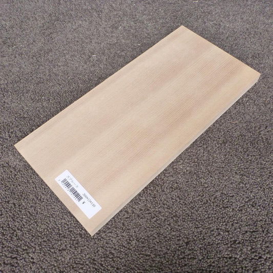 スプルース　柾目　300×15×140　（仕上げ加工済み商品）