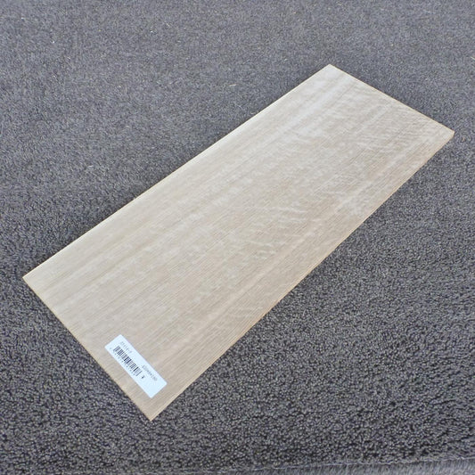 ホワイトオーク　柾目　450×8×180　（仕上げ加工済み商品）